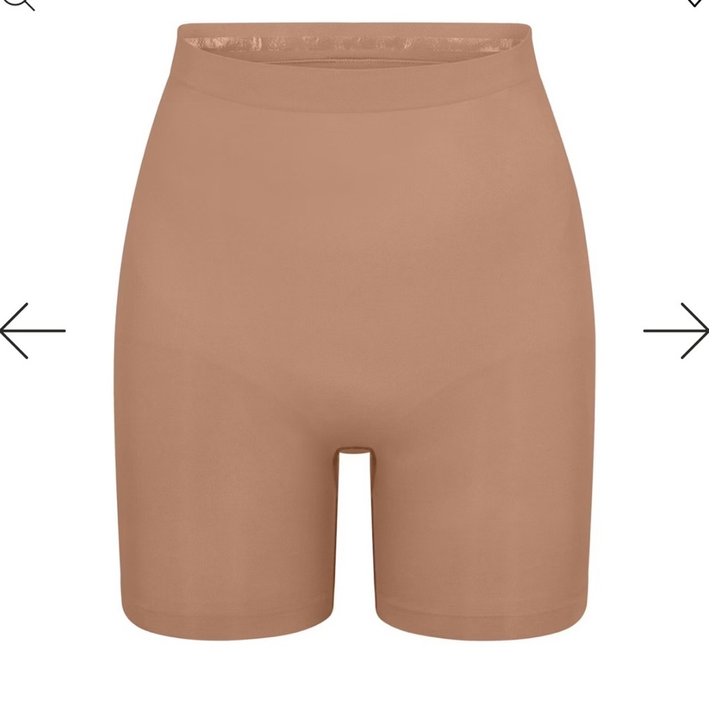 SKIMS High-Waist Shapewear Shorts - Tan - Picture 2 of 7